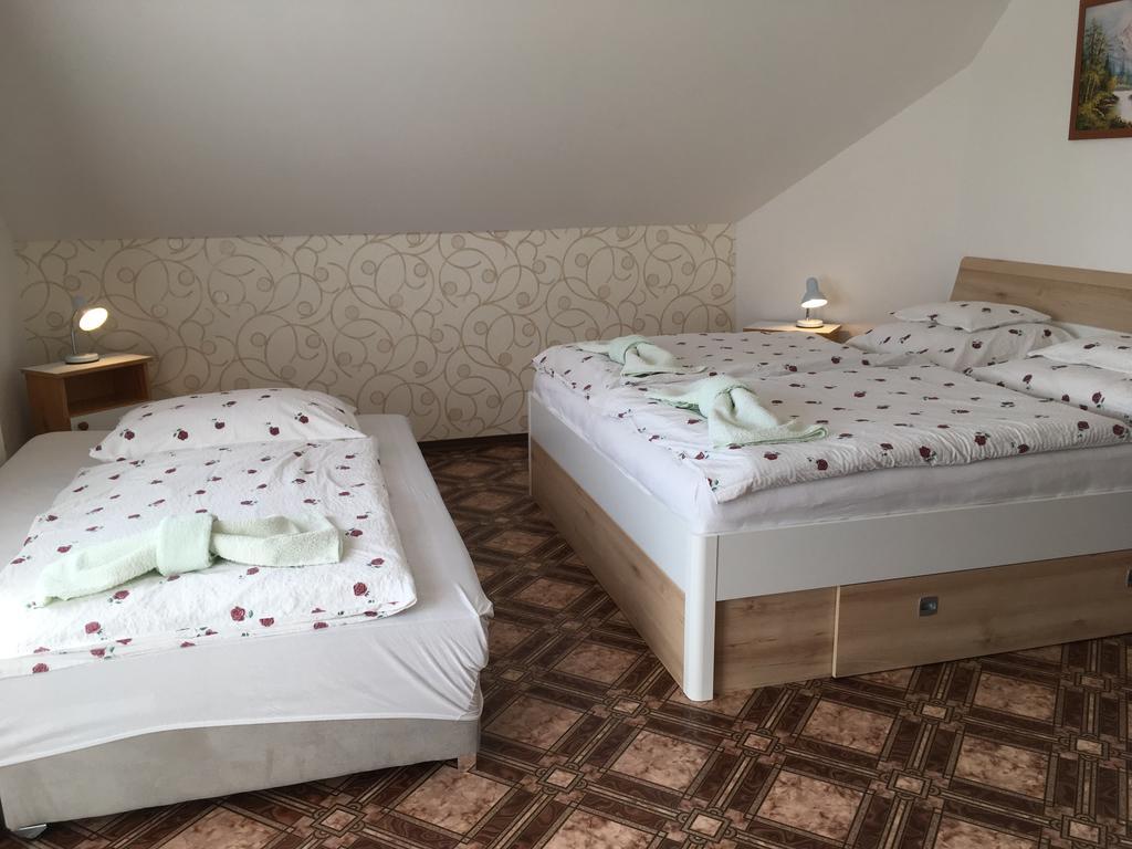 Gitta Apartman Bük Extérieur photo
